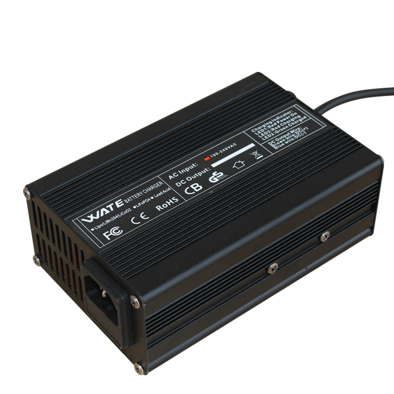 La custodia in alluminio intel - 84V 20A Smart Charger recensione e prezzo